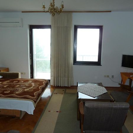 Apartment Nada 1 Jadranovo Buitenkant foto